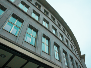 Immobilienfonds beweisen im Börsenchaos von Anfang April ihren defensiven Charakter