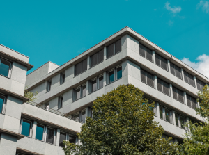 Weitere Ankündigungen von Kapitalerhöhungen im April