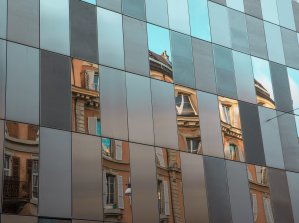 Les opérations en capital se sont poursuivies en avril malgré les turbulences